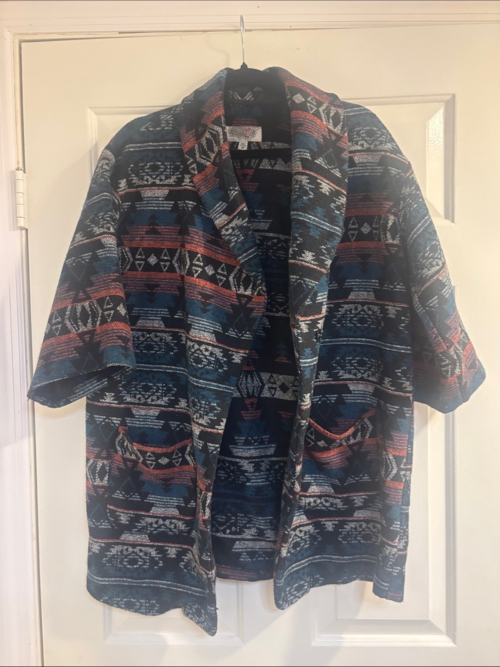 Ecote Men's Short-Sleeve Button-Down Shirt Jacket in Navy Red Multi